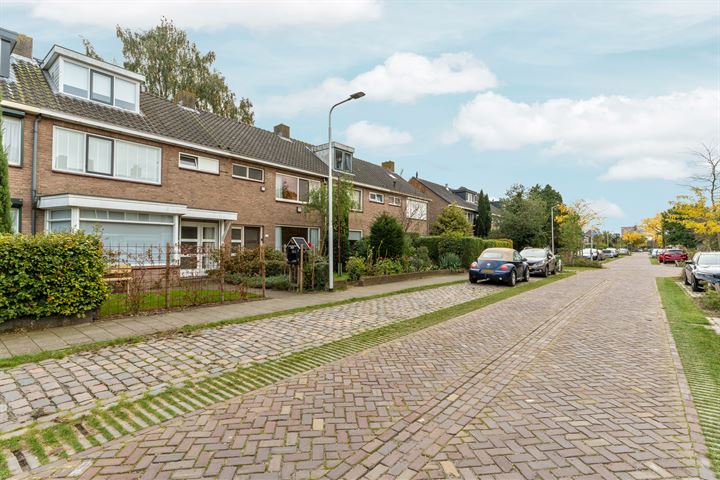 Bekijk foto 2 van Topaasstraat 23