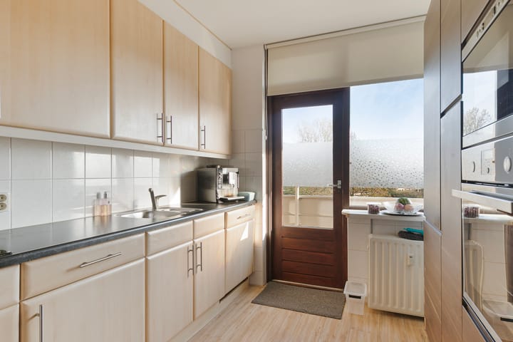 Photo 16 of Zernikelaan 572