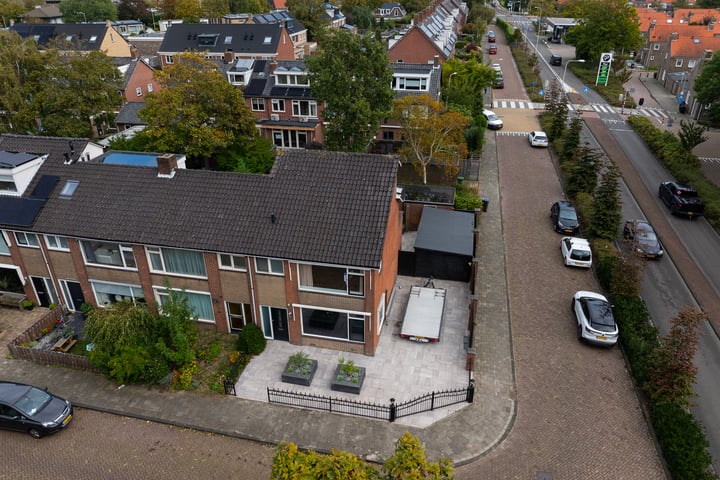 Bekijk foto 50 van Leliestraat 27