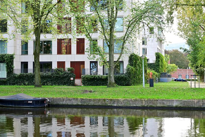 Bekijk foto 25 van Fred. Roeskestraat 92-C1