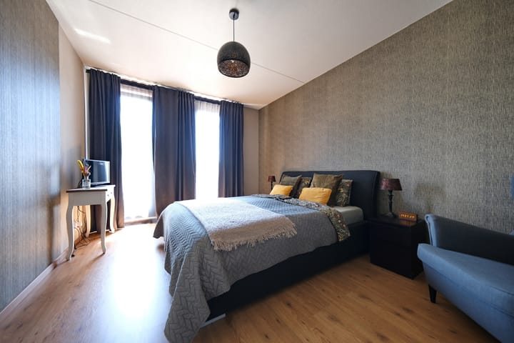 Foto 12 van Van Barnevelderf 2