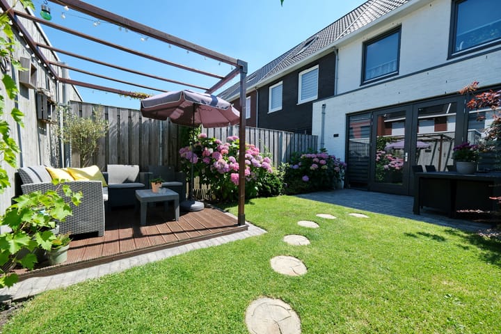 Foto 22 van Van Barnevelderf 2