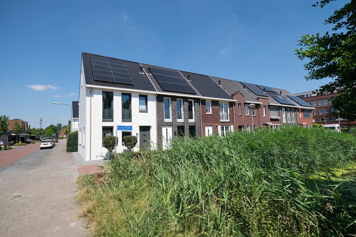 Foto 25 van Van Barnevelderf 2