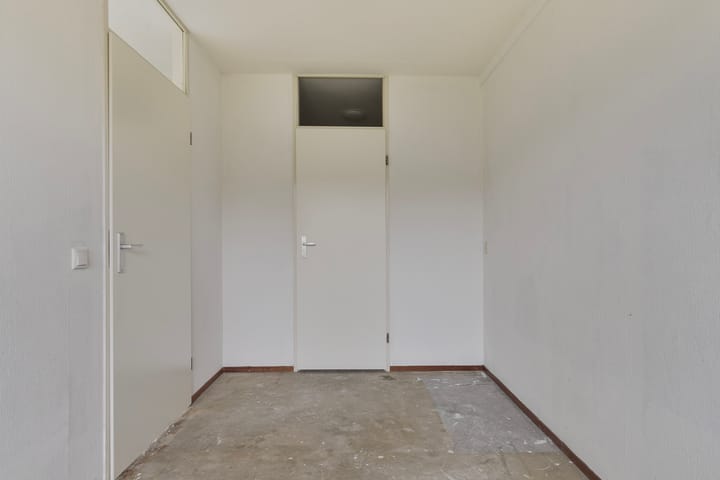 Foto 11 van Terneuzenstraat 83