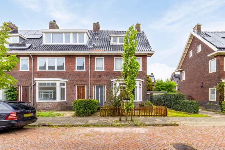 Foto 32 van Julianastraat 49