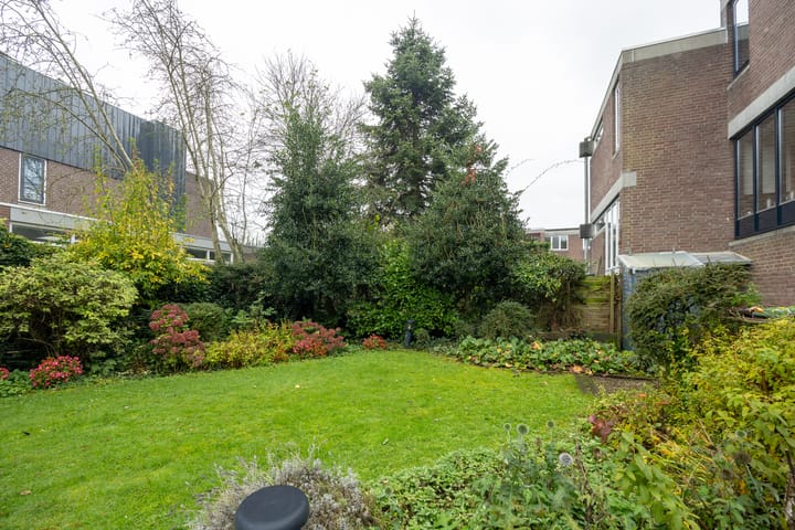 Foto 27 van Groenoord 410