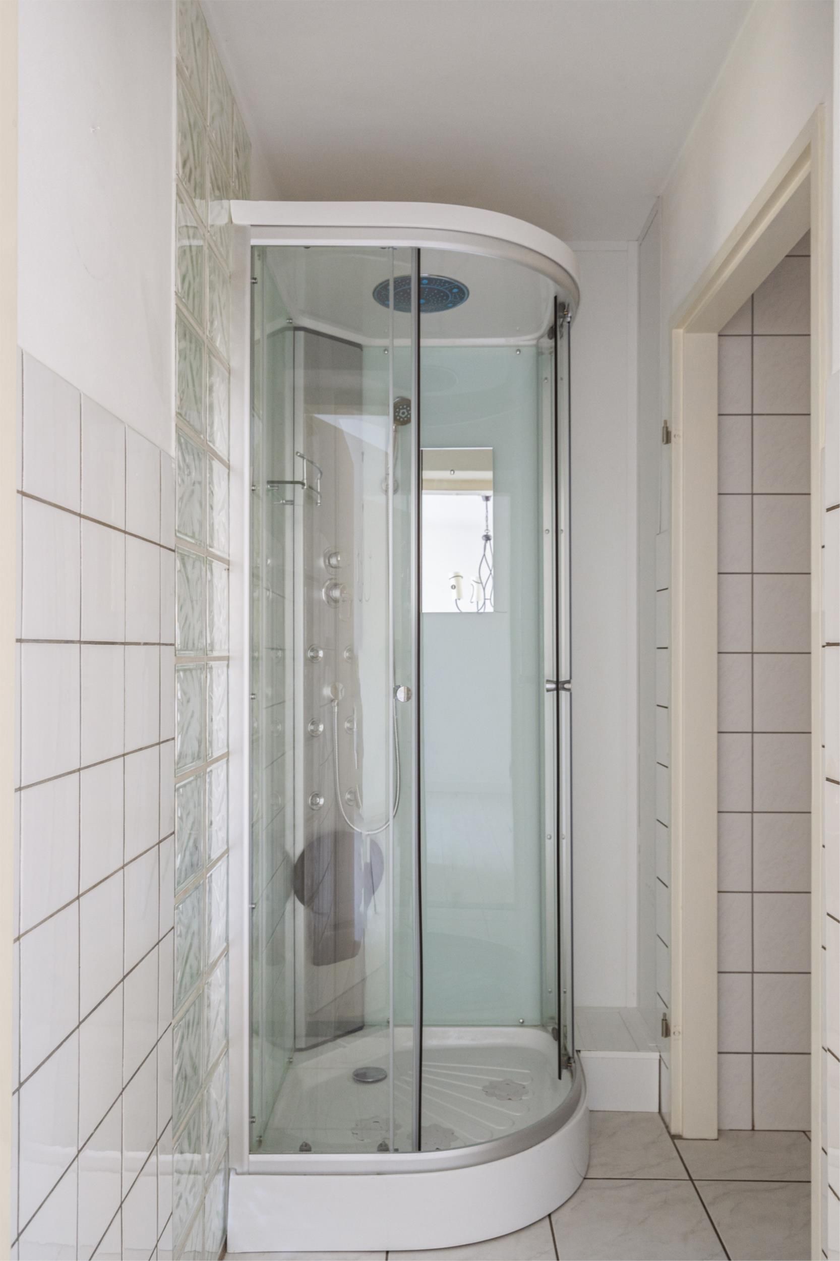 Photo 12 of Onze Lieve Vrouwedijk 5-A