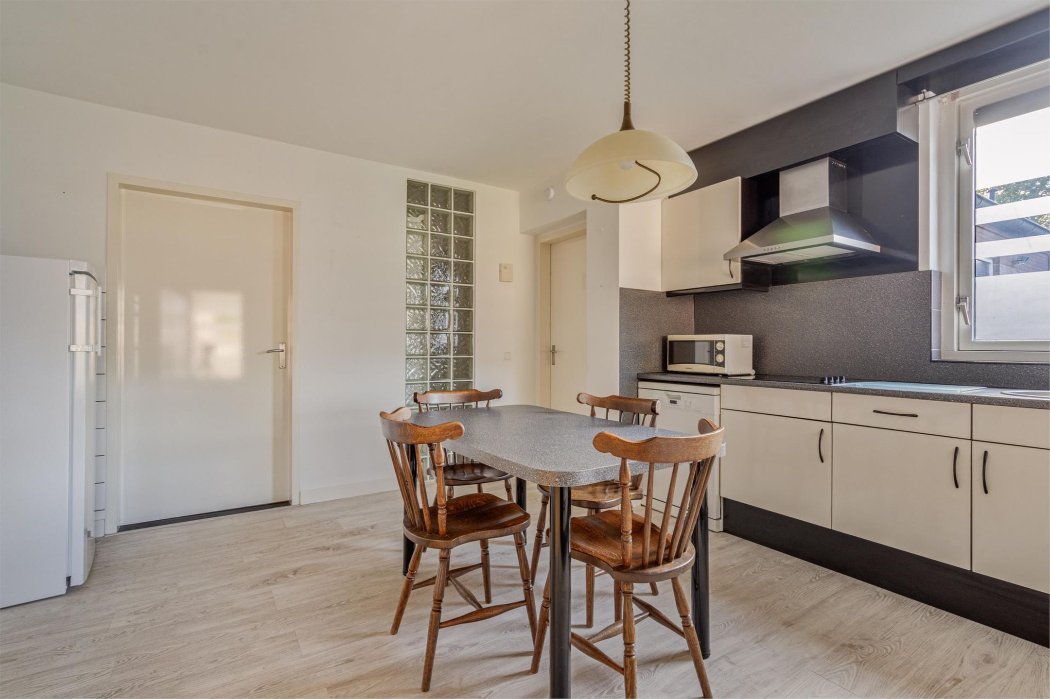 Photo 15 of Onze Lieve Vrouwedijk 5-A