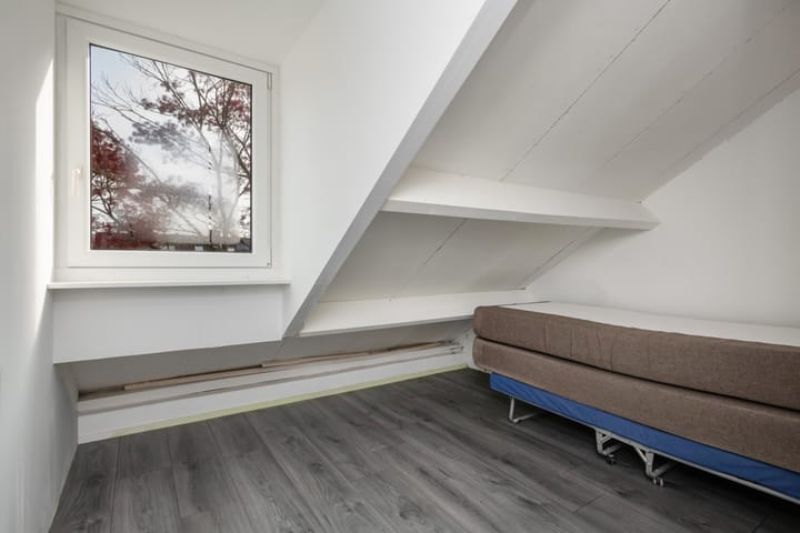 Foto 30 van Pelikaan 50