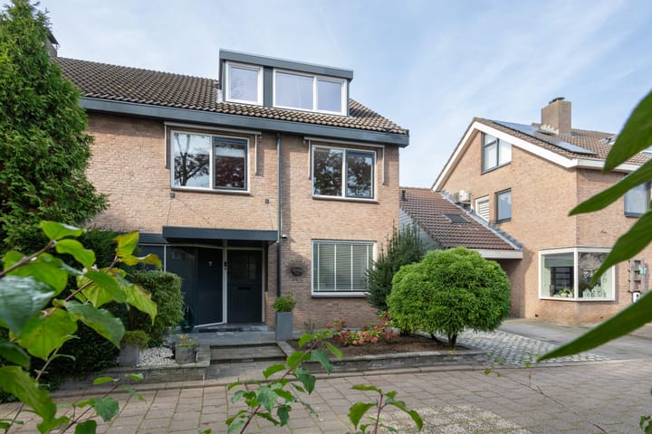 Foto 34 van Pelikaan 50