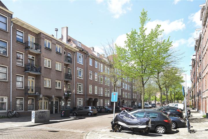 View photo 17 of Laing's Nekstraat 48-1