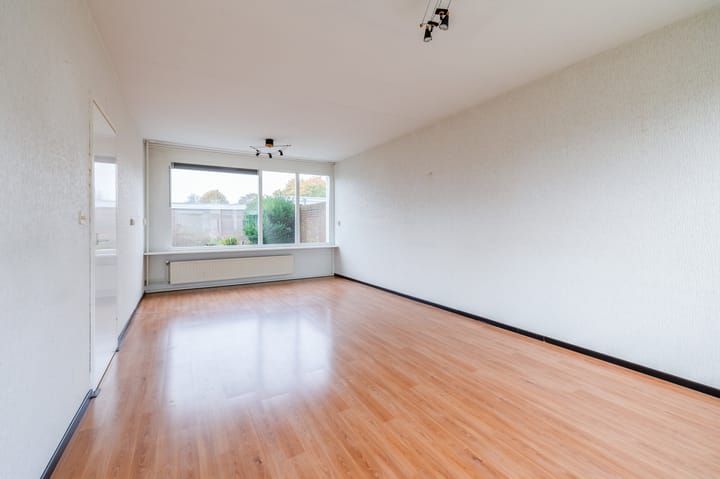 Foto 3 van Heilige Stoel 3854