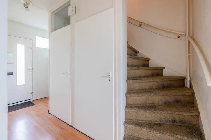 Foto 6 van Heilige Stoel 3854