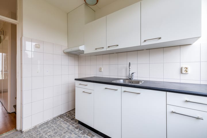 Foto 8 van Heilige Stoel 3854