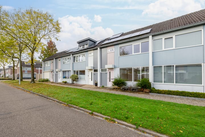 Foto 32 van Heilige Stoel 3854