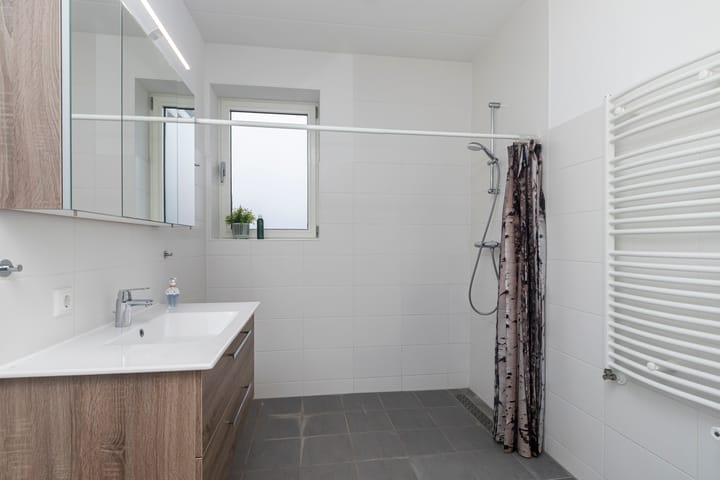 Foto 22 van Van Geenstraat 11