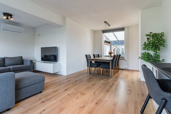 Foto 17 van Klaverplein 1