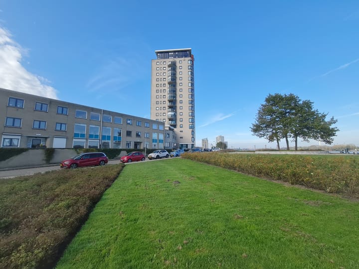 Foto 1 van Maasboulevard 116