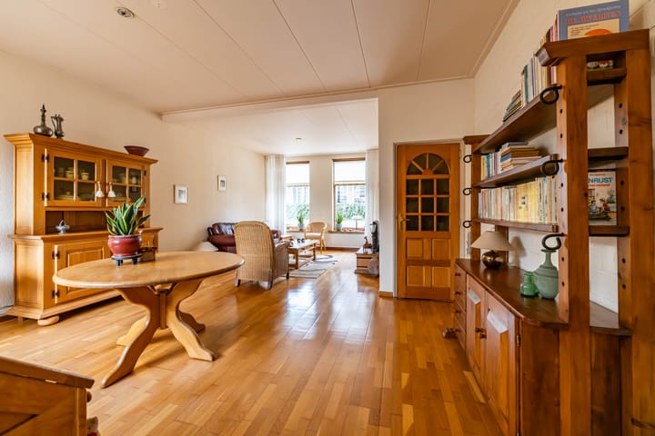 Photo 11 of Concordiastraat 11