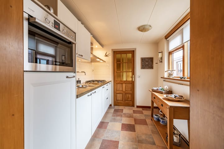 Photo 15 of Concordiastraat 11