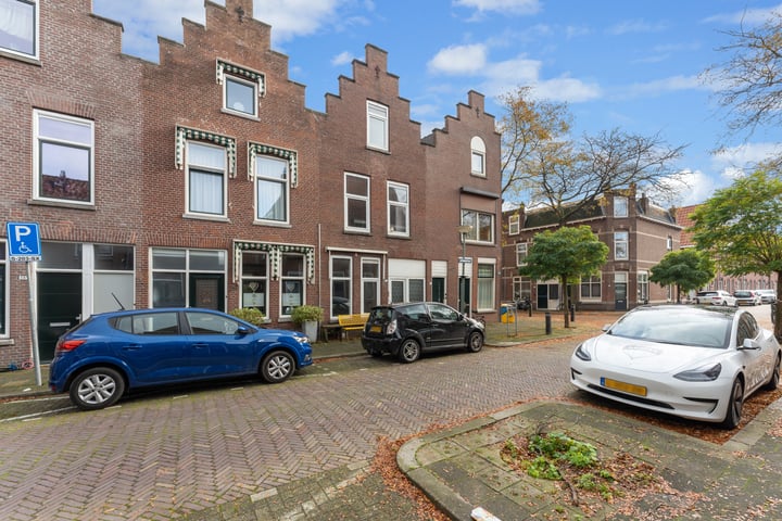 View photo 42 of Huysmansstraat 34