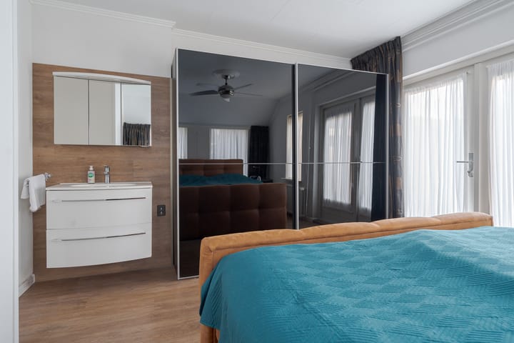 Foto 24 van Dorpsstraat 15