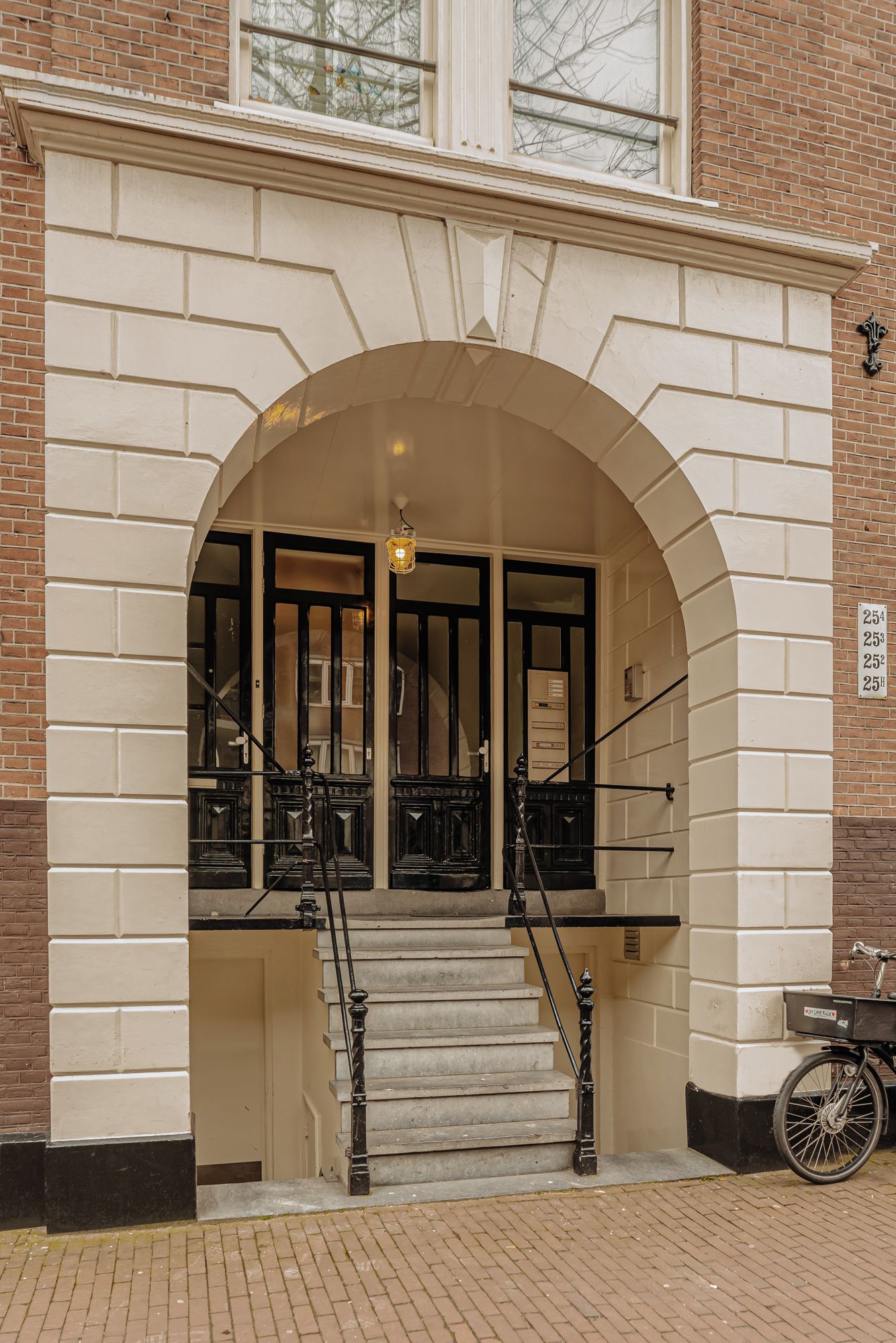 Photo 3 of Spaarndammerstraat 25-2