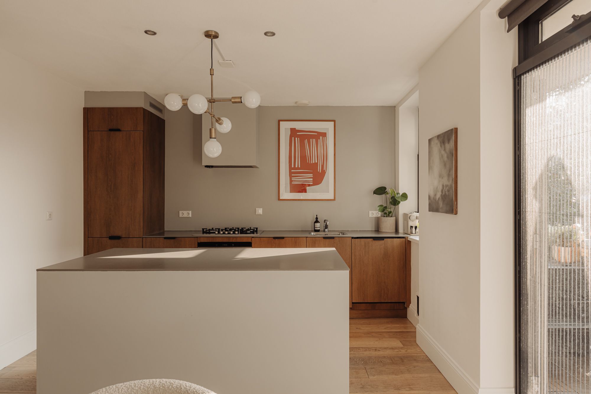 Photo 9 of Spaarndammerstraat 25-2