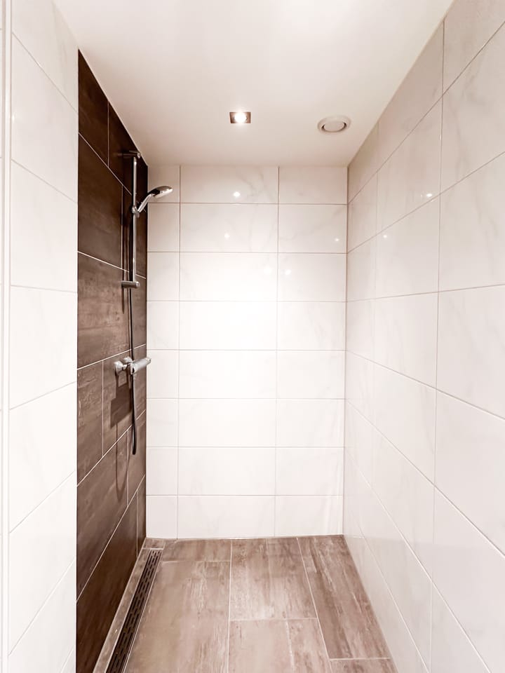 Foto 18 van Dubbele Buurt 18-A