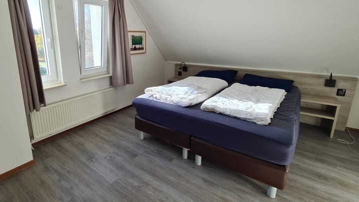 Foto 19 van De Rug 3-84