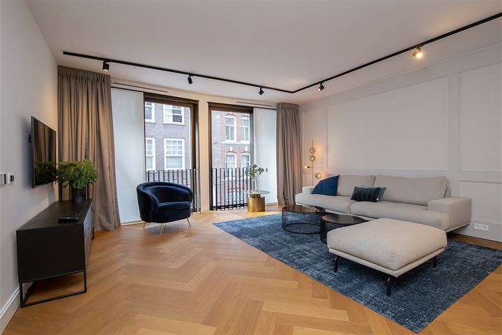 View photo 1 of Fokke Simonszstraat 61-E