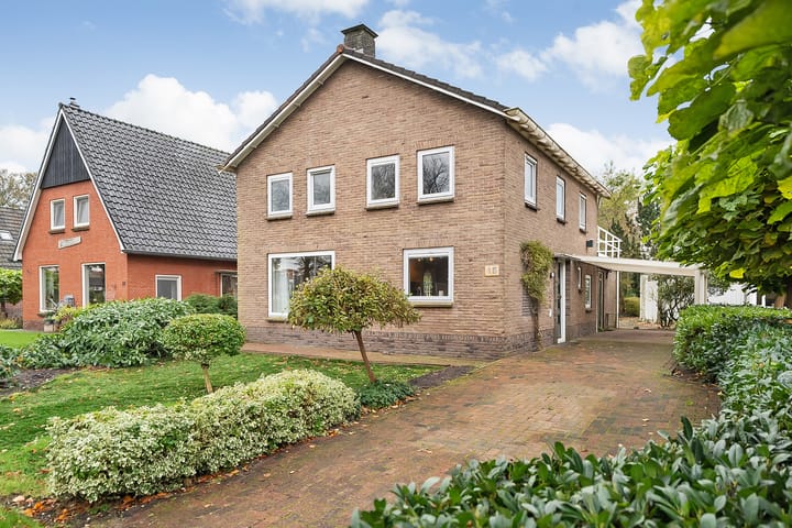 Foto 1 van Van Roijensweg 15