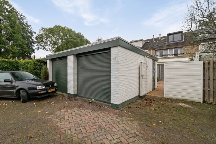 Photo 37 of Grasgors 43