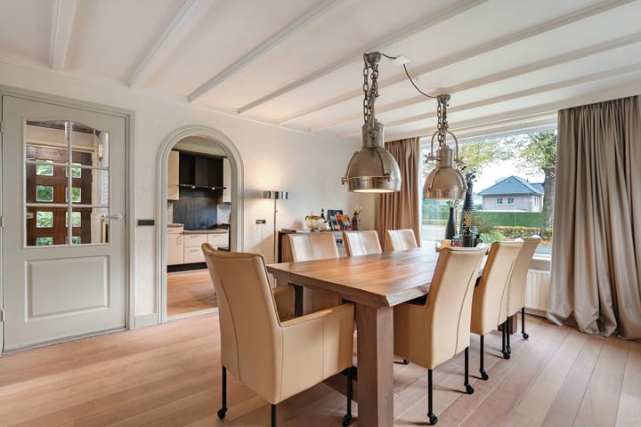 Foto 13 van Van Roijensweg 15