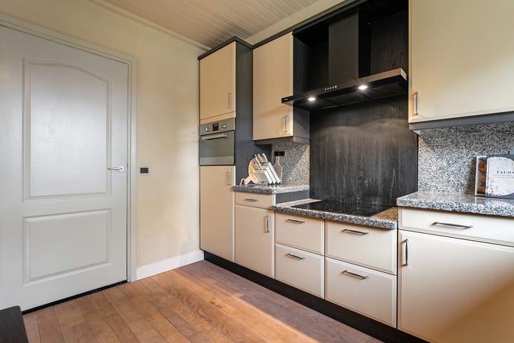 Foto 17 van Van Roijensweg 15