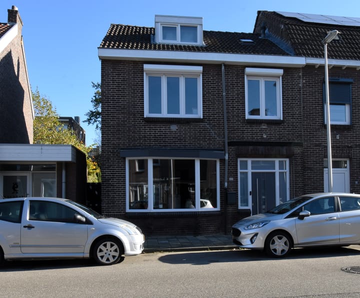 Foto 1 van Eurenderweg 21