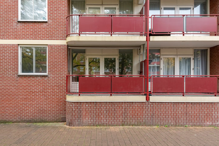 View photo 25 of Hercules Seghersstraat 19