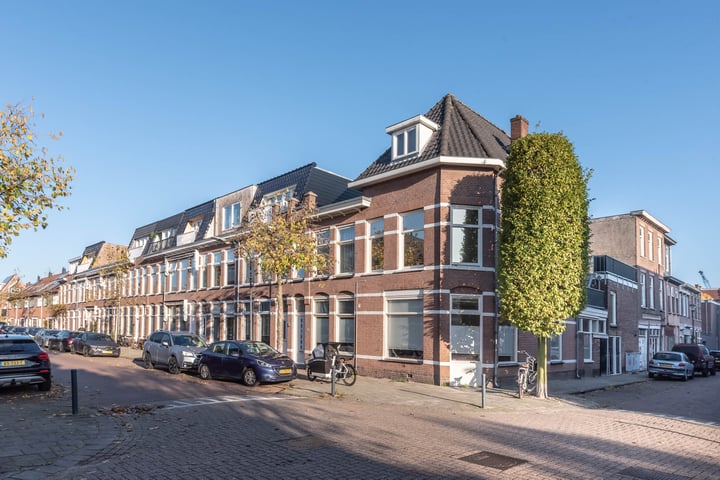 View photo 42 of Potgieterstraat 32