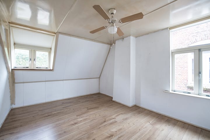 Foto 19 van Middenhof 31