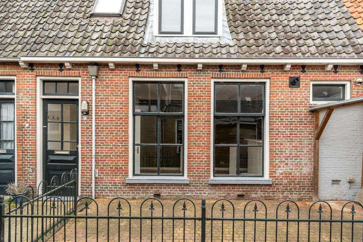 Bekijk foto 2 van Lijnbaanstraat 13