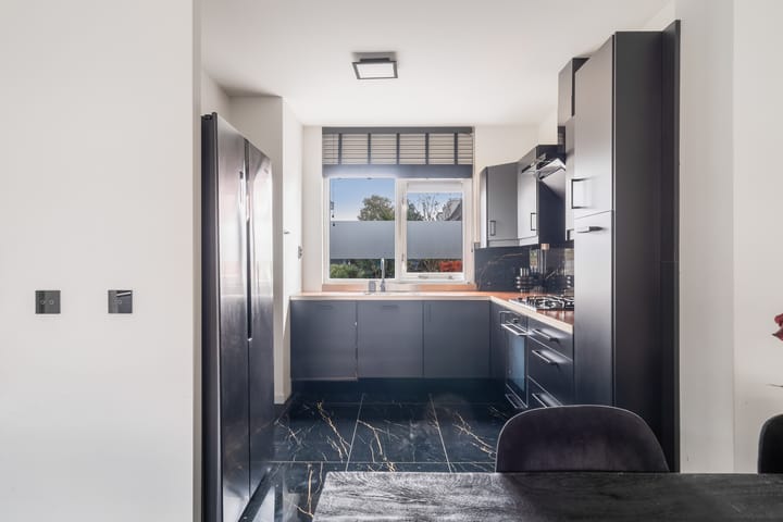 Foto 12 van Dr. J. Presserstraat 295