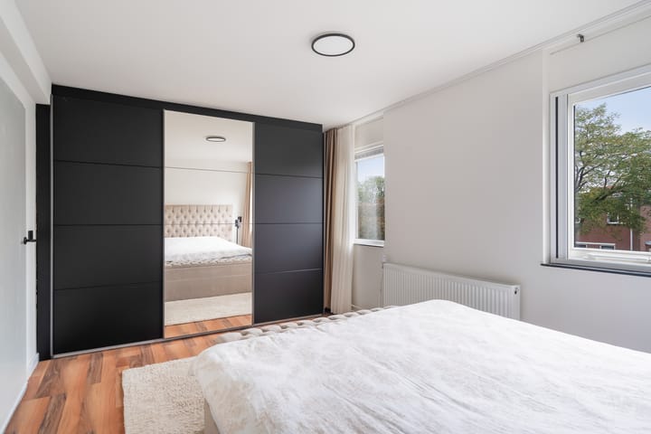 Foto 33 van Dr. J. Presserstraat 295