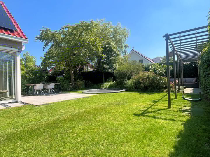 Foto 12 van Meerkoetstraat 8