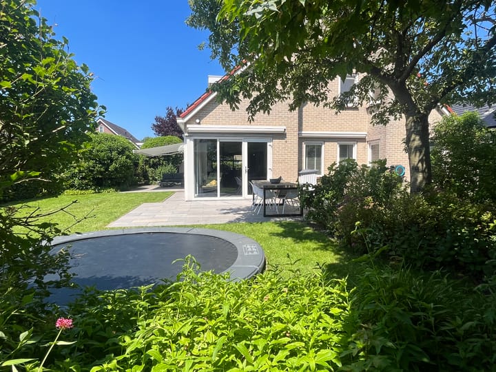 Foto 15 van Meerkoetstraat 8