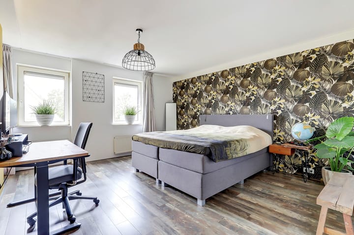 Foto 35 van Meerkoetstraat 8