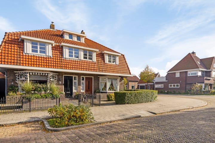 Foto 5 van van Maasdijkstraat 42