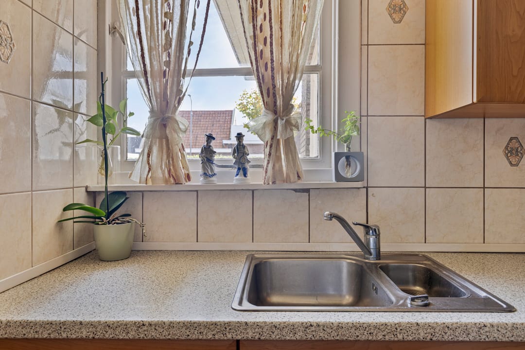 Foto 13 van van Maasdijkstraat 42