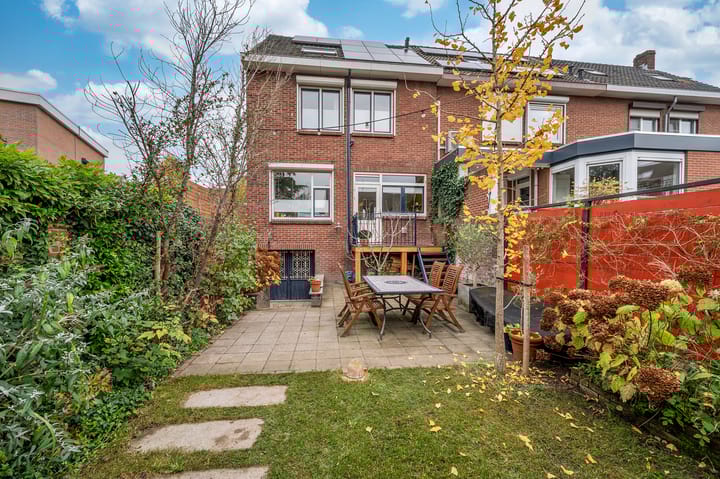 Foto 46 van Bisschop Schrijnenstraat 82