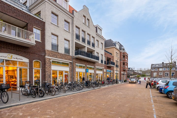 Bekijk foto 32 van Vlasmeersestraat 73