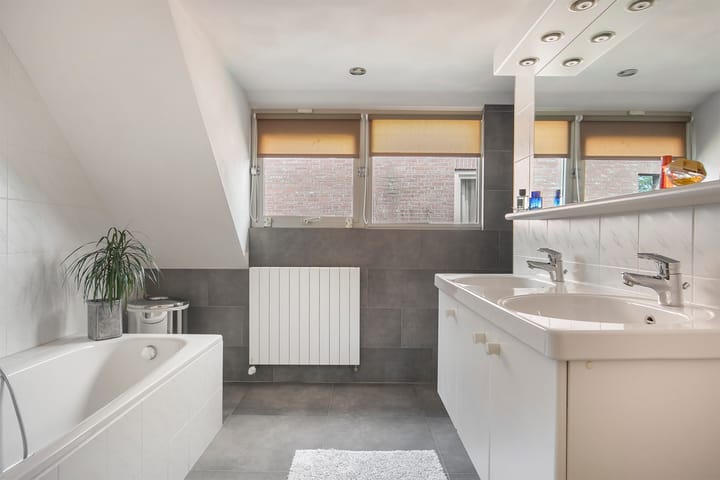 Foto 32 van Donkbeemd 19